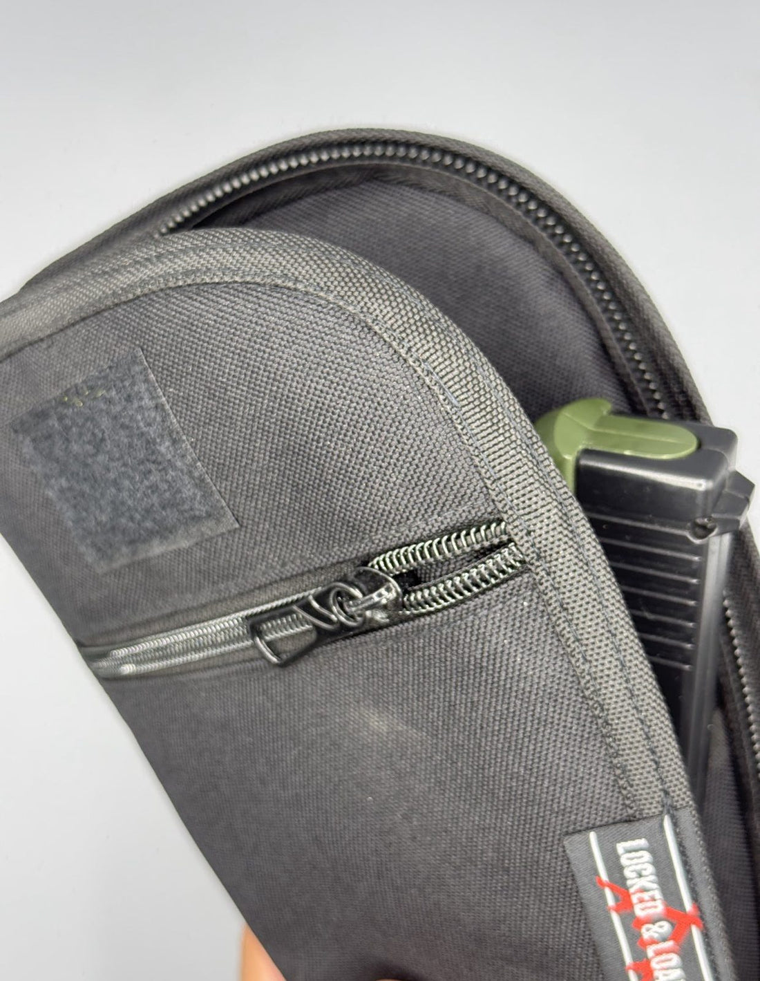 Outdoor Mastiff’s Pistol Bag