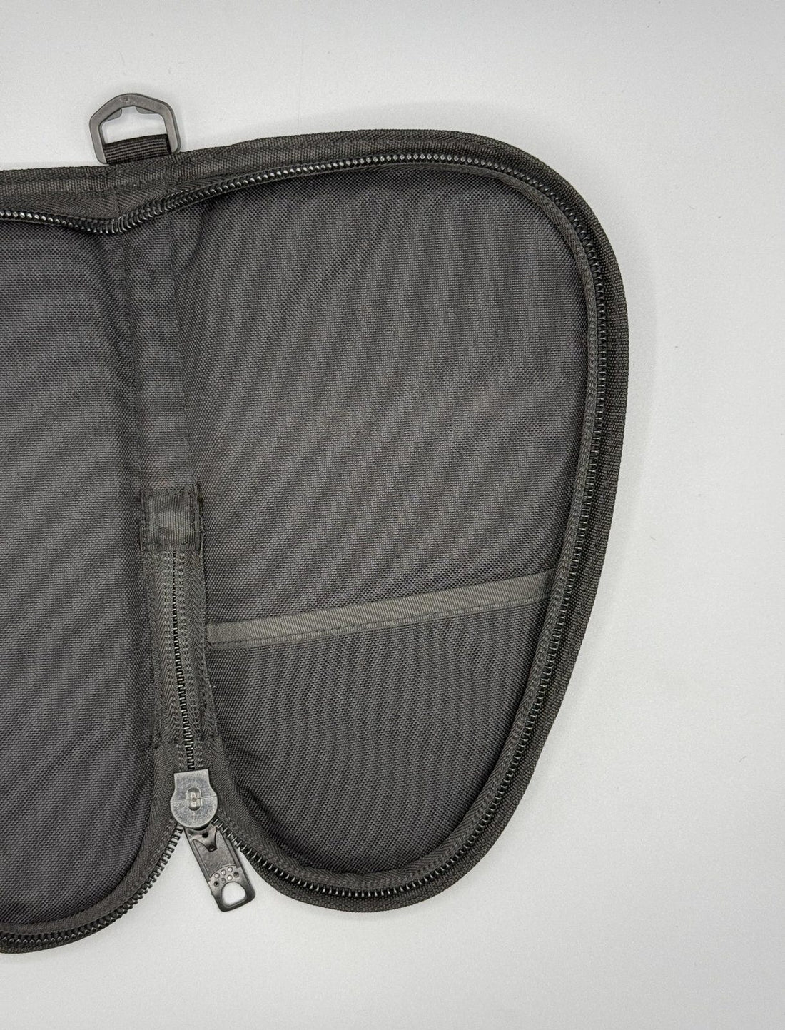 Outdoor Mastiff’s Pistol Bag